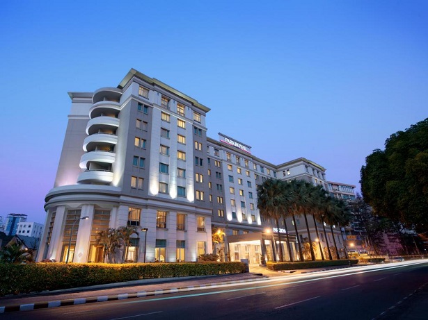 パークロイヤル・ヤンゴン・ホテル (PARKROYAL Yangon Hotel)