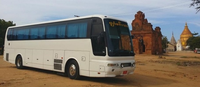 Bagan Minthar Expressのバス車両